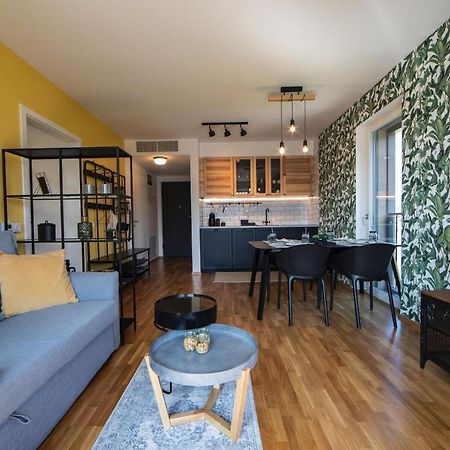 בלד Jungle Mesh Lux Apartment מראה חיצוני תמונה