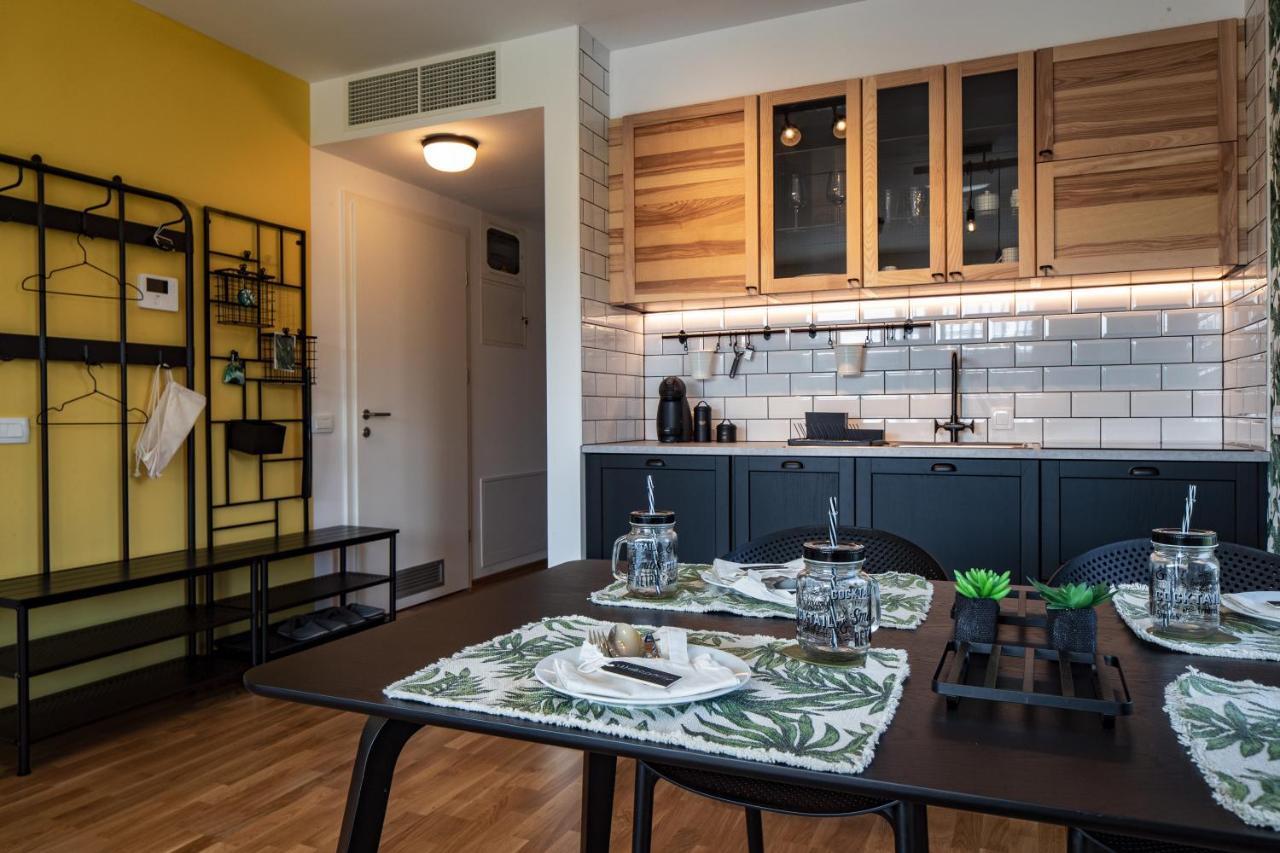 בלד Jungle Mesh Lux Apartment מראה חיצוני תמונה